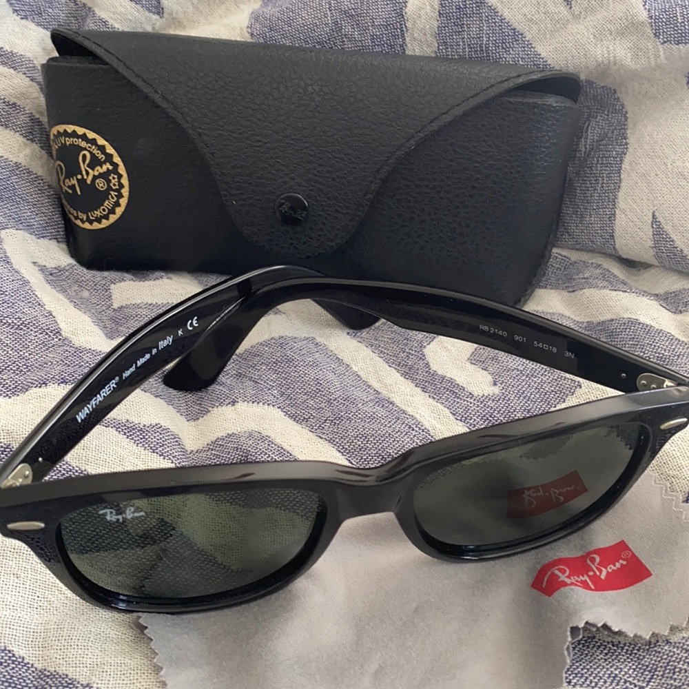 Ray-Ban WAYFARER RB 2140 sunglasses